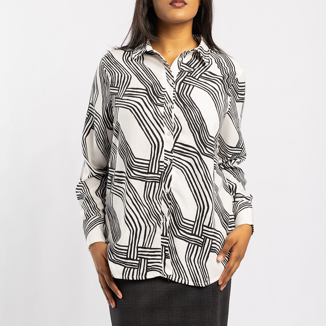 BLACK/WHITE LONG SLEEVE SHIRT