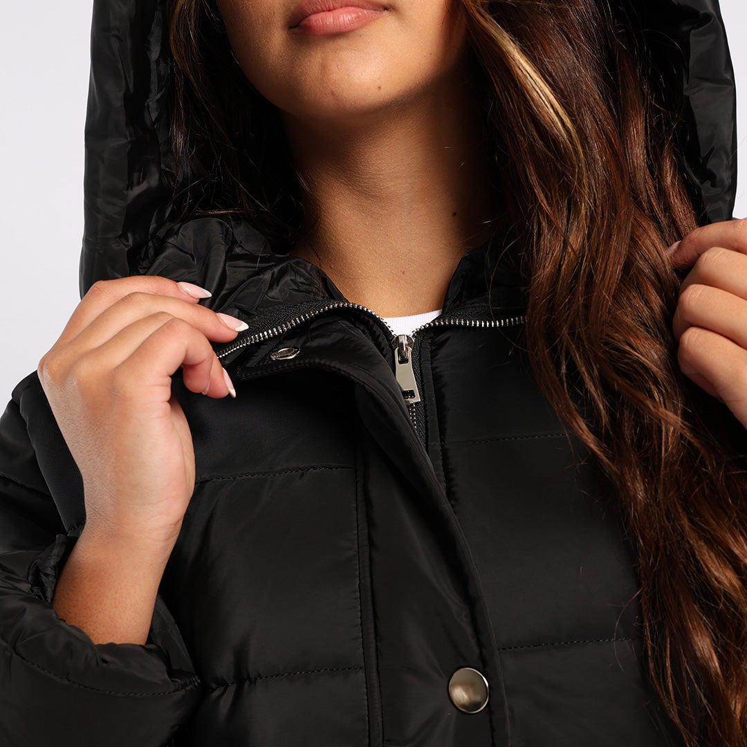 BLACK LONG SLEEVE LONG HOODED JACKET