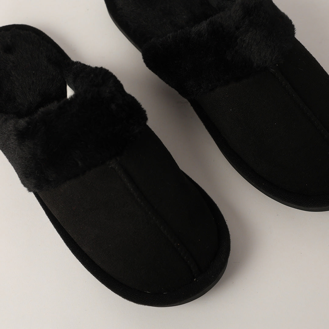 BLACK CLOSED TOE FUR SLIPPER (COMFORT INNER)