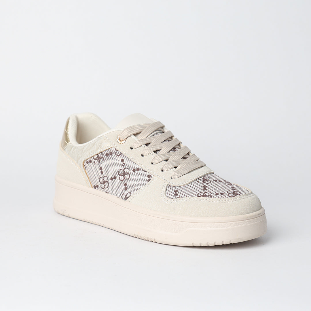 Court Sneaker