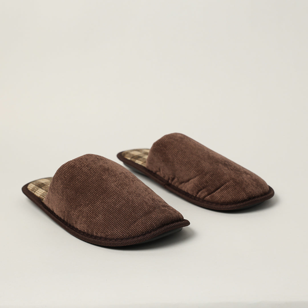 CHOCOLATE CLOSED TOE BEDROOM SLIPPER (COUDROY FABRICATION, COMFORT INNER)