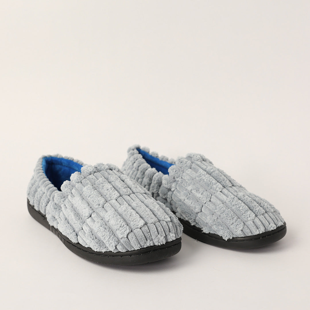 CHARCOAL GREY CLOSED TOE BEDROOM SLIPPER (COMFORT OUTSOLE, QUILT FABRICATION)