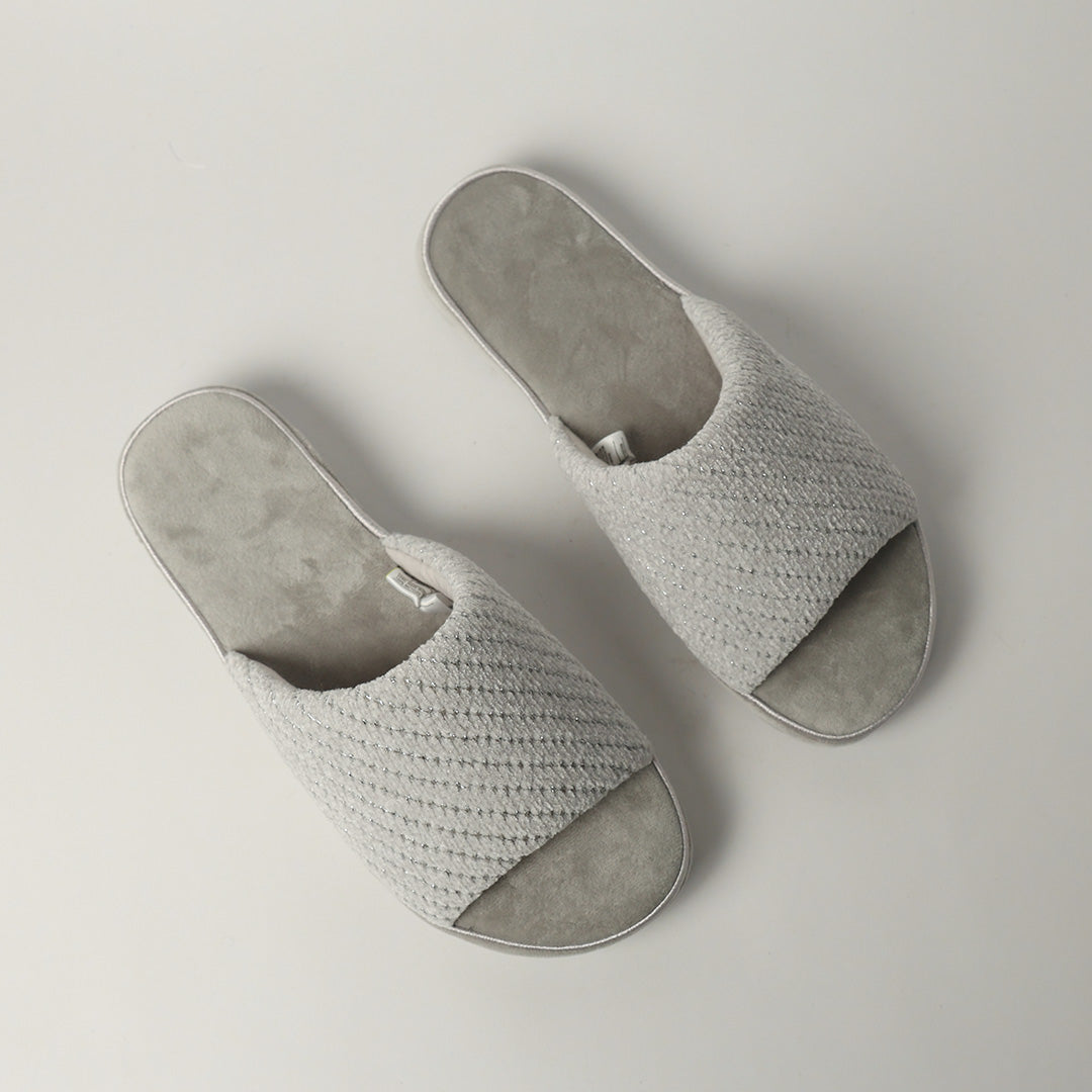 LADIES SLIPPER
