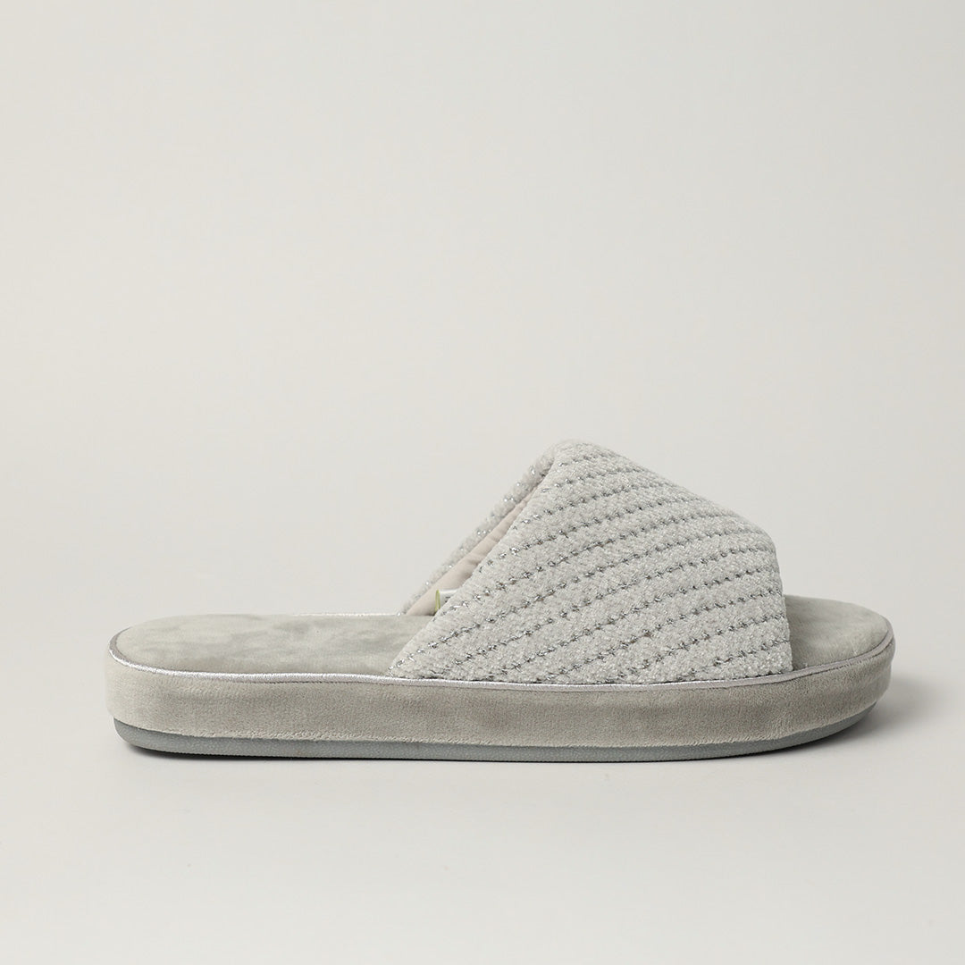LADIES SLIPPER
