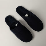 NAVY CLOSED TOE SLIPPER (FUR INNER, EMBROIDED LOGO)