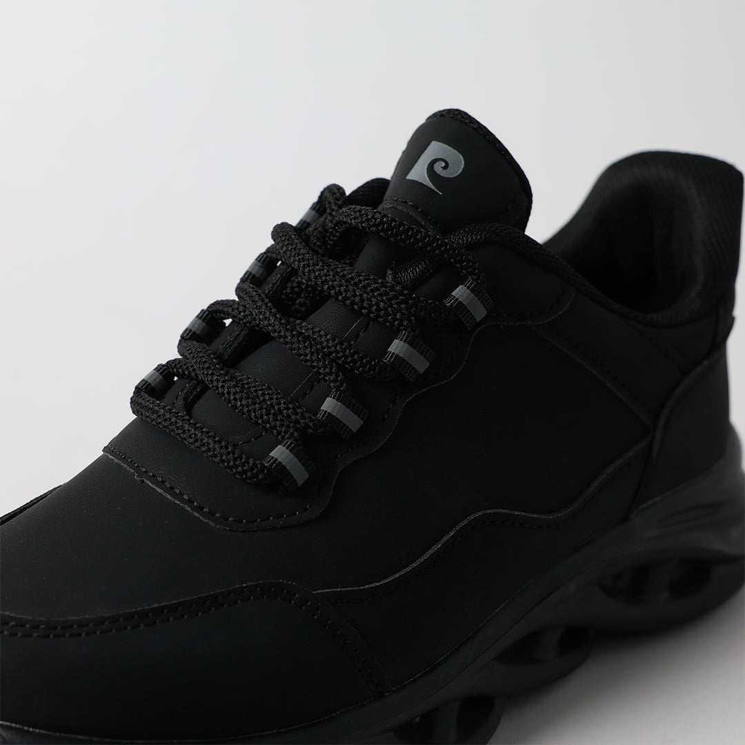 BLACK CASUAL LIGHT UP SNEAKER