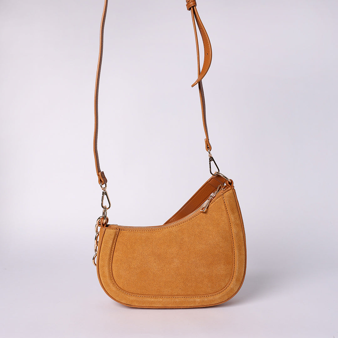 TAN LEATHER HANDBAG (LINED INNER)