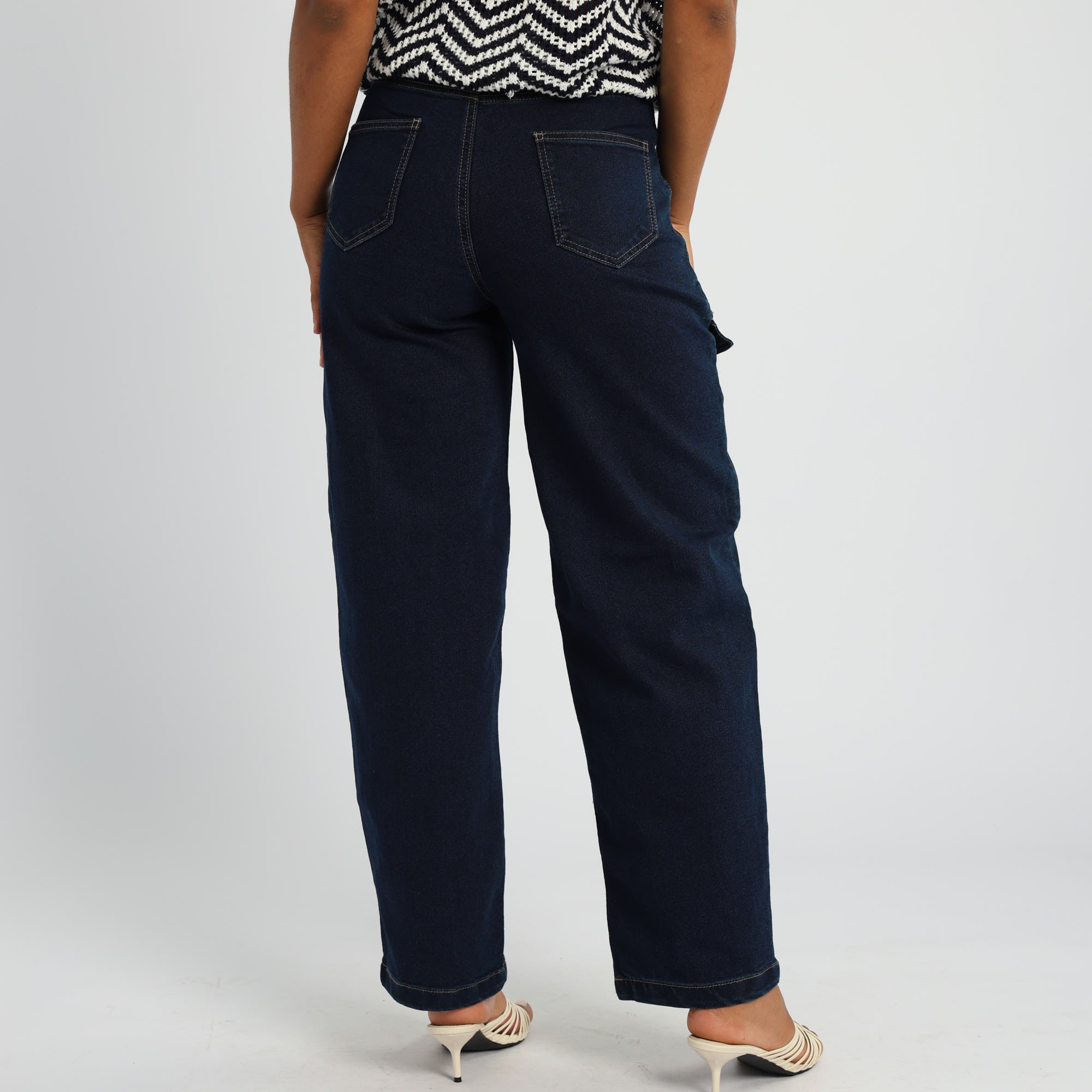 ENZYME WASH BARREL JEAN