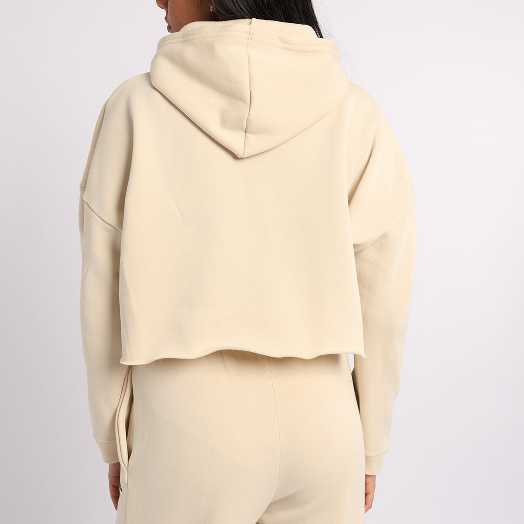 CREAM LONG SLEEVE CROP SWEATER