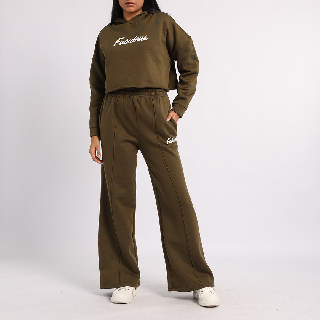 OLIVE LONG SLEEVE CROP SWEATER
