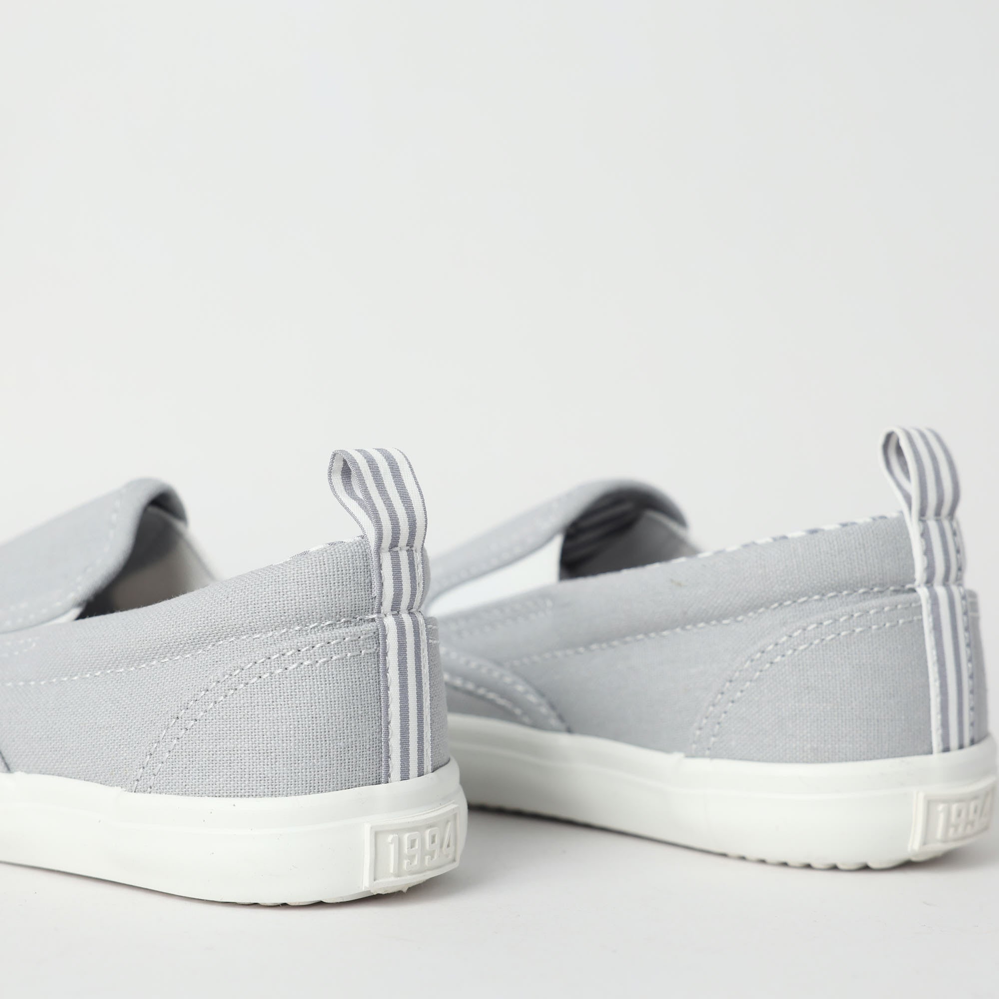 GREY SLIP ON SNEAKER