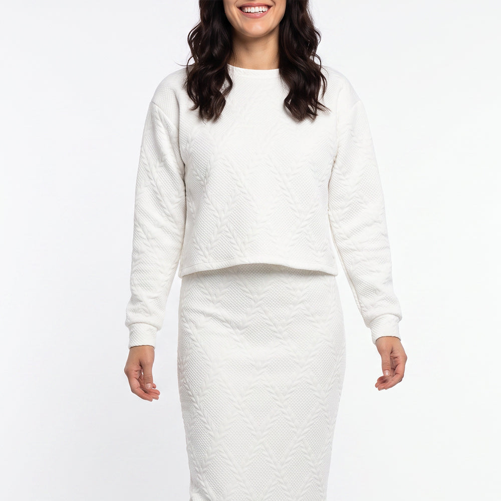 WHITE LONG SLEEVE SWEATER