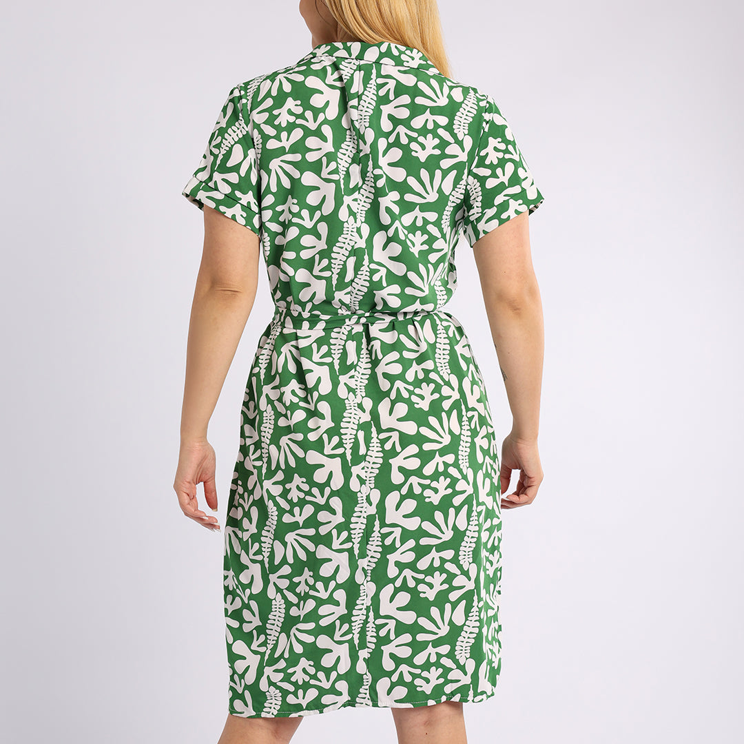 GREEN PRINTED SHORT SLEEVE DRESS WITH BELT