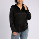 BLACK LONG SLEEVE SATIN SHIRT