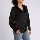 BLACK LONG SLEEVE SATIN SHIRT