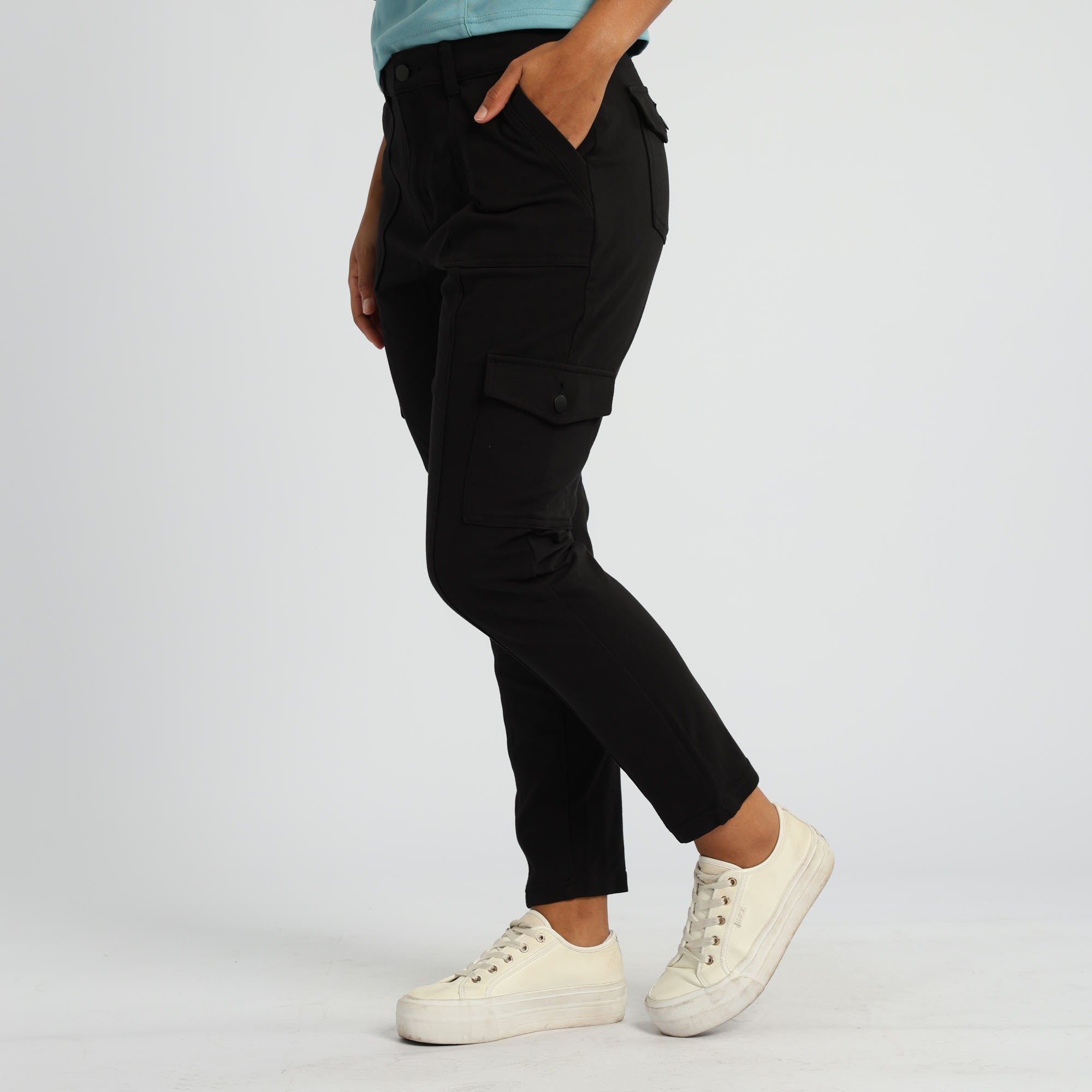 BLACK STRECH CARGO PANT