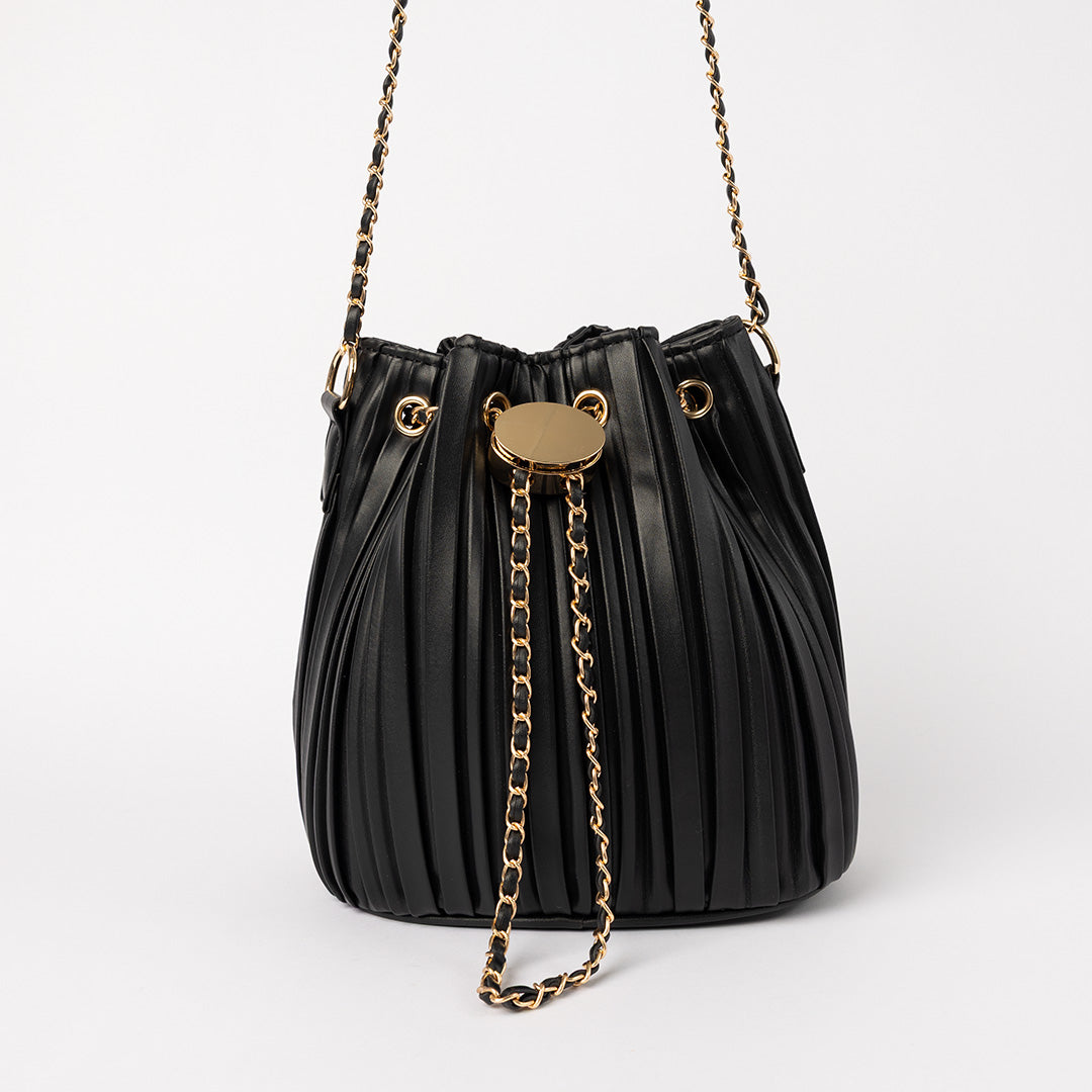 Pleated Bucket Bag.Chain Pu Strap.