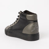 High Top Sneaker