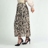LADIES CIARRA STONE/BLACK LUREX PLEATED SKIRT