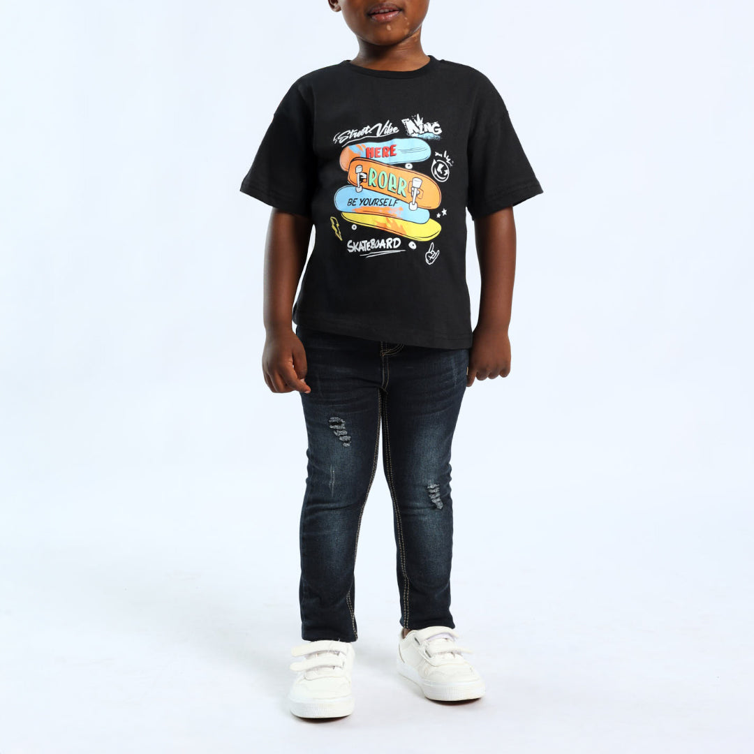 BLACK SHORT SLEEVE T-SHIRT