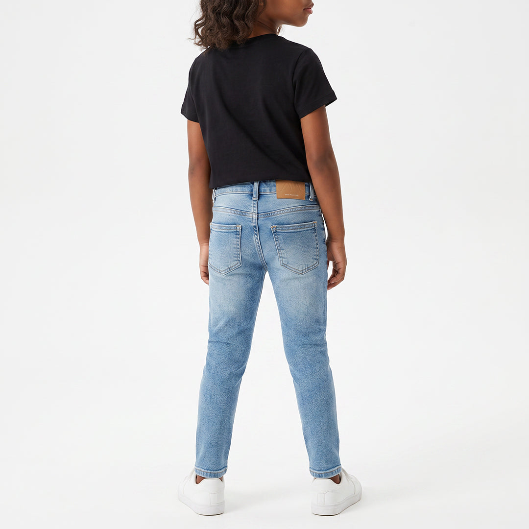 BLUE JEAN