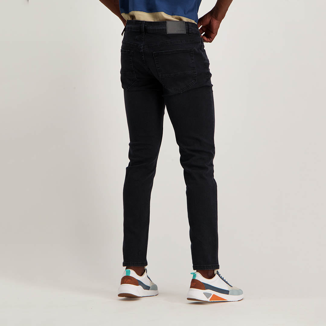 Slim Fit Stretch Jean - Fashion Fusion 349.99 Fashion Fusion