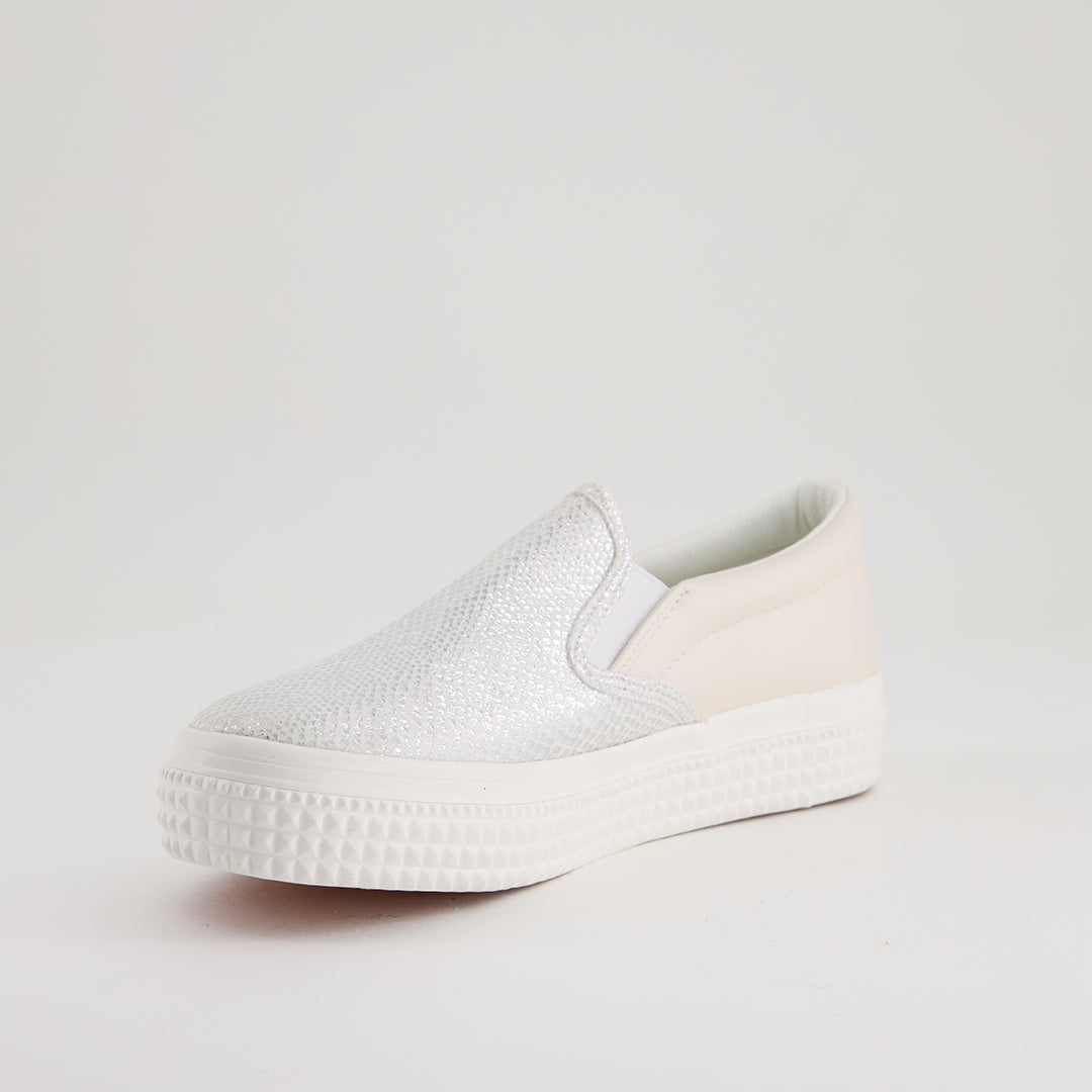 LADIES SHOEROOM WHITE/SILVER SNAKESKIN SLIP ON SNEAKER - Fashion Fusion 79.00 Fashion Fusion